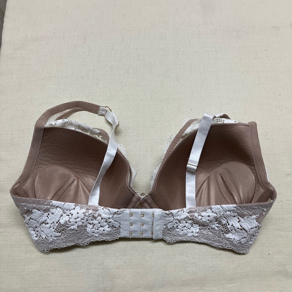 Third Love 34F All Day Lace Uplift Plunge Bra - Picture 4 of 9